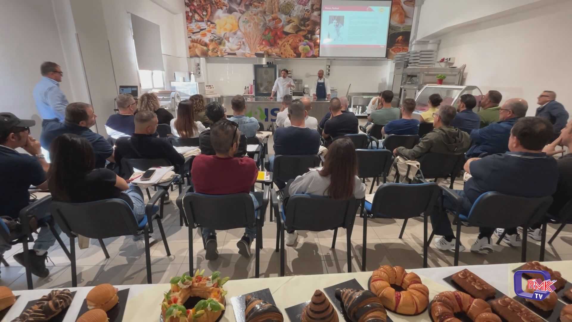 Marco Pedron a Sciacca. Masterclass del popolare Pastry Chef su colazione moderna e pasticceria